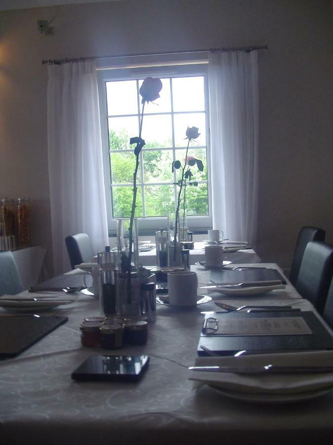 Aaron Glen Guest House Loanhead Экстерьер фото